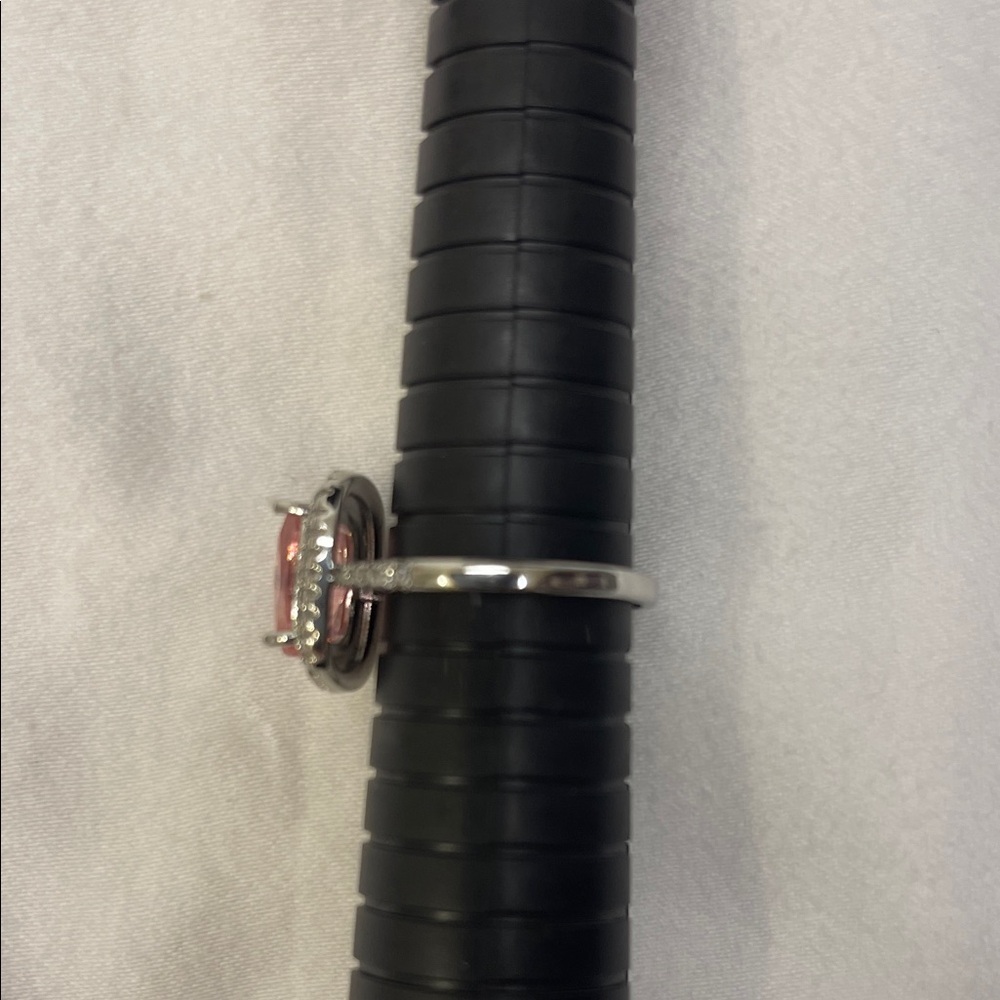 Ring NWOT Pink and Silver Size 10 - Picture 4 of 7
